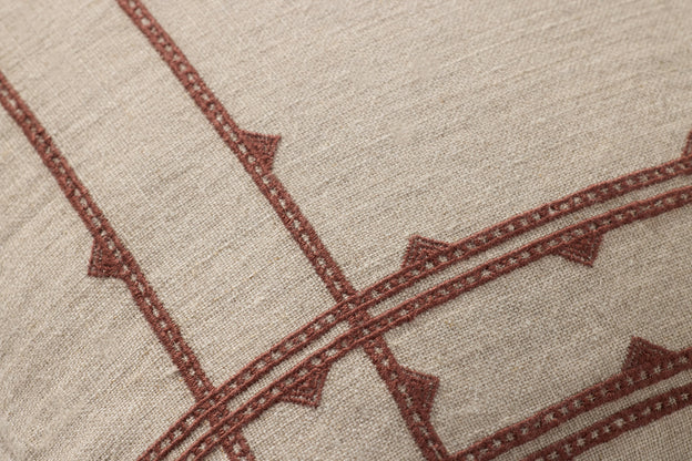PLL0201 Natural/Rust Lumbar Pillow