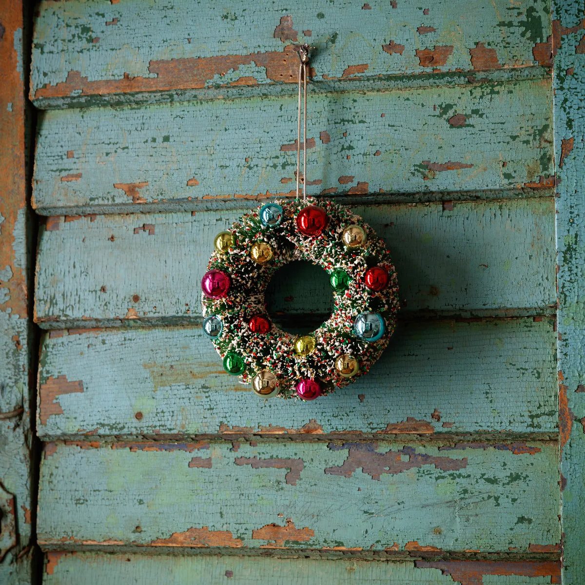 Nostalgic Christmas Wreath Medium